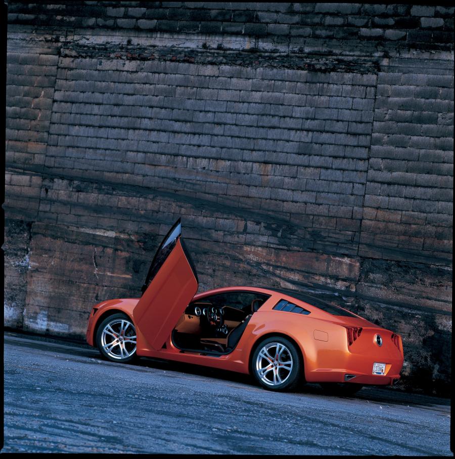  Ford Mustang Giugiaro Concept 2006 года  (фото 10 из 68)